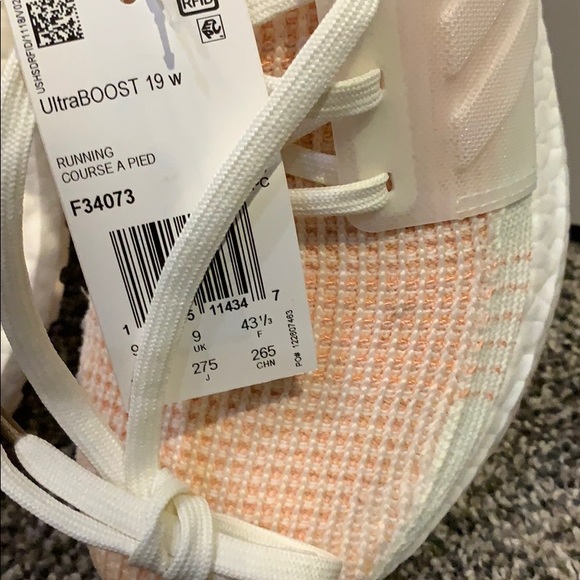 Ultra boost 19 w running shoes adidas NWT box 10.5 - Picture 6 of 7